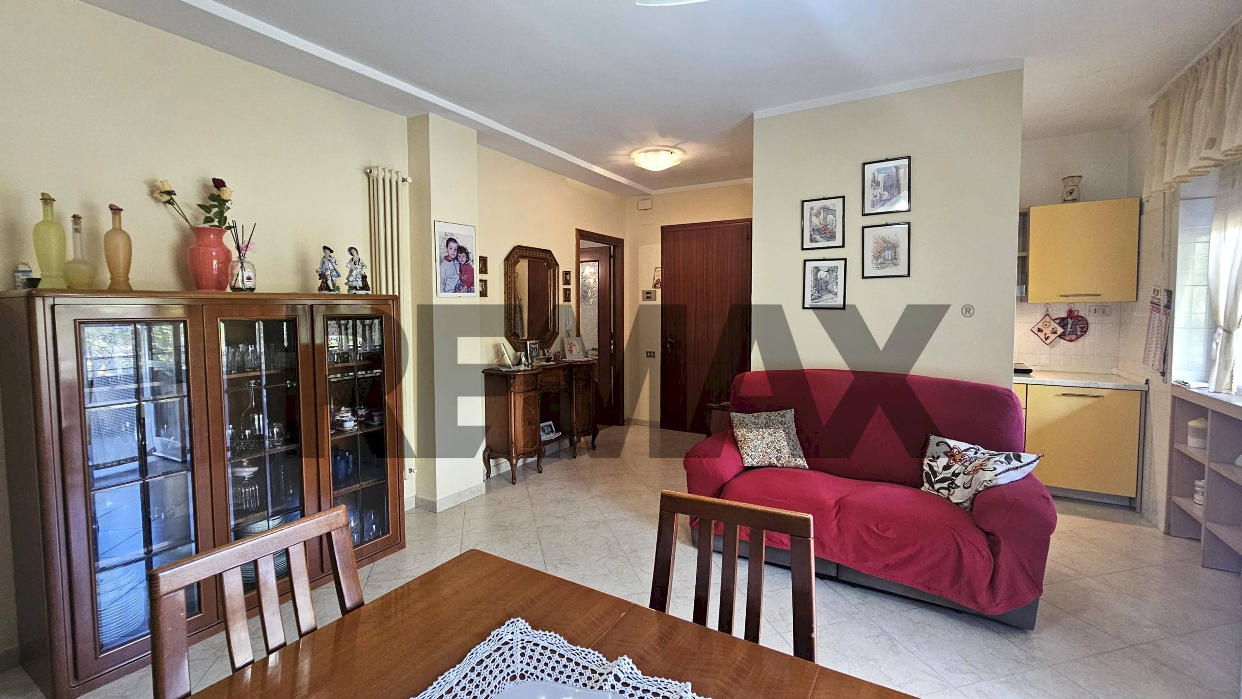 Sala da pranzo - Quadrilocale Via Benvenuto Cellini
68, Lucera - foto 2