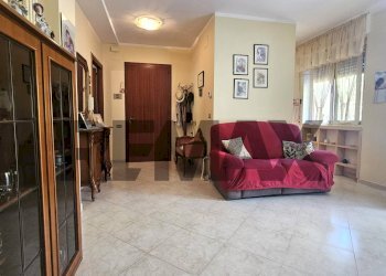 Soggiorno - Quadrilocale Via Benvenuto Cellini
 
68, Lucera - foto 5