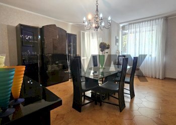 Sala da pranzo - Quadrilocale Via Benvenuto Cellini
 
68, Lucera - foto 17