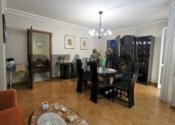 Sala da pranzo - Quadrilocale Via Benvenuto Cellini
 
68, Lucera - foto 21