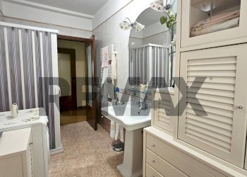 Bagno - Quadrilocale Via Benvenuto Cellini
 
68, Lucera - foto 33