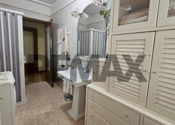 Bagno - Quadrilocale Via Benvenuto Cellini
 
68, Lucera - foto 34