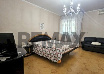Camera / camera da letto - Quadrilocale Via Benvenuto Cellini
 
68, Lucera - foto 45