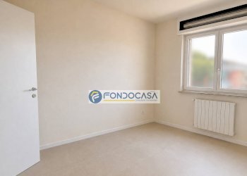 Camera - Three-room apartment Viale da verazzano, Carrara - photo 14