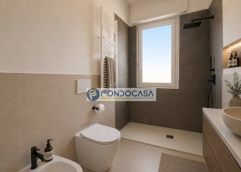 Bagno - Three-room apartment Viale da verazzano, Carrara - photo 21