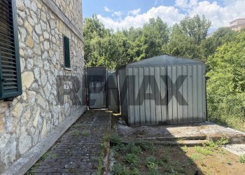 Giardino - Four-room apartment VIA TORINO DI SANGRO
 
snc, Castel del Giudice - photo 33
