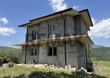 Casa all\'aperto - Appartamento Via Piazza Sant'Antonio
 
snc, Roccasicura - foto 6