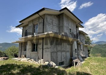 Casa all\'aperto - Appartamento Via Piazza Sant'Antonio
 
snc, Roccasicura - foto 7