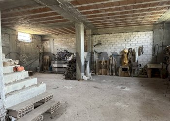 Parcheggio - Appartamento Via Piazza Sant'Antonio
 
snc, Roccasicura - foto 15