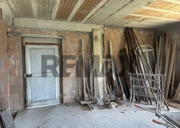 Stanza vuota - Appartamento Via Piazza Sant'Antonio
 
snc, Roccasicura - foto 18