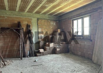Stanza vuota - Appartamento Via Piazza Sant'Antonio
 
snc, Roccasicura - foto 33