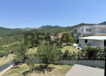 Vista delle montagne - Appartamento Via Piazza Sant'Antonio
 
snc, Roccasicura - foto 37