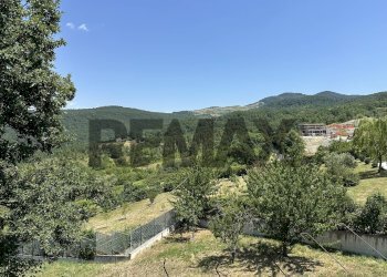 Vista delle montagne - Appartamento Via Piazza Sant'Antonio
 
snc, Roccasicura - foto 38
