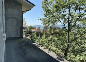 Vista delle montagne - Appartamento Via Piazza Sant'Antonio
 
snc, Roccasicura - foto 46