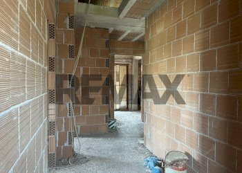 Hall / corridoio - Appartamento Via Piazza Sant'Antonio
 
snc, Roccasicura - foto 65