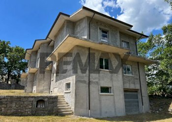 Casa all\'aperto - Appartamento Via Piazza Sant'Antonio
 
snc, Roccasicura - foto 2