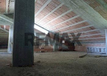 Parcheggio - Appartamento Via Piazza Sant'Antonio
 
snc, Roccasicura - foto 69