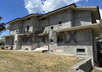 Casa all\'aperto - Appartamento Via Piazza Sant'Antonio
 
snc, Roccasicura - foto 72