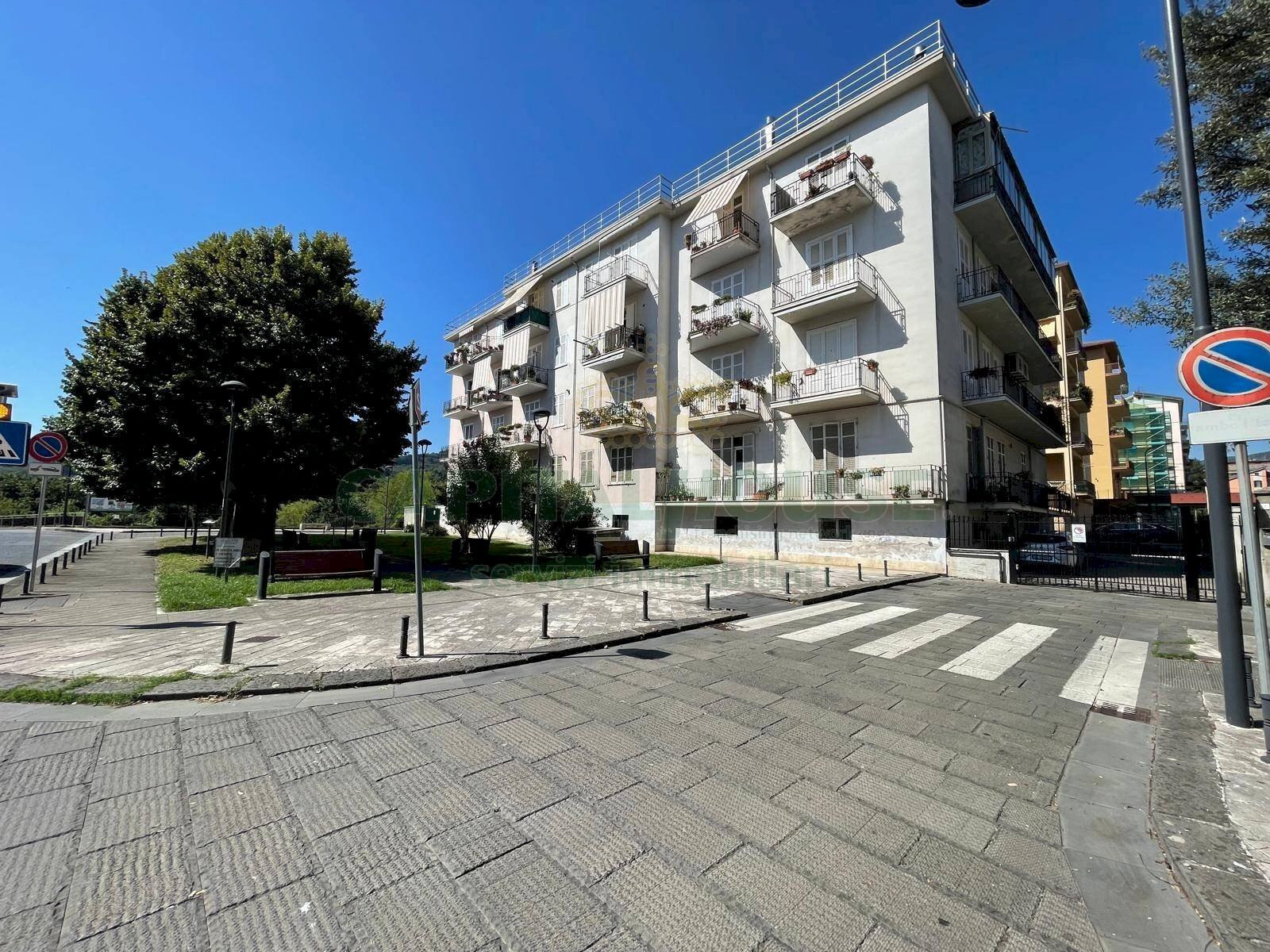 Foto 1 - Quadrilocale Piazza Gaetano Perugini, Avellino - foto 1