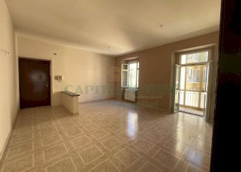 Foto 3 - Four-room apartment Piazza Gaetano Perugini, Avellino - photo 3