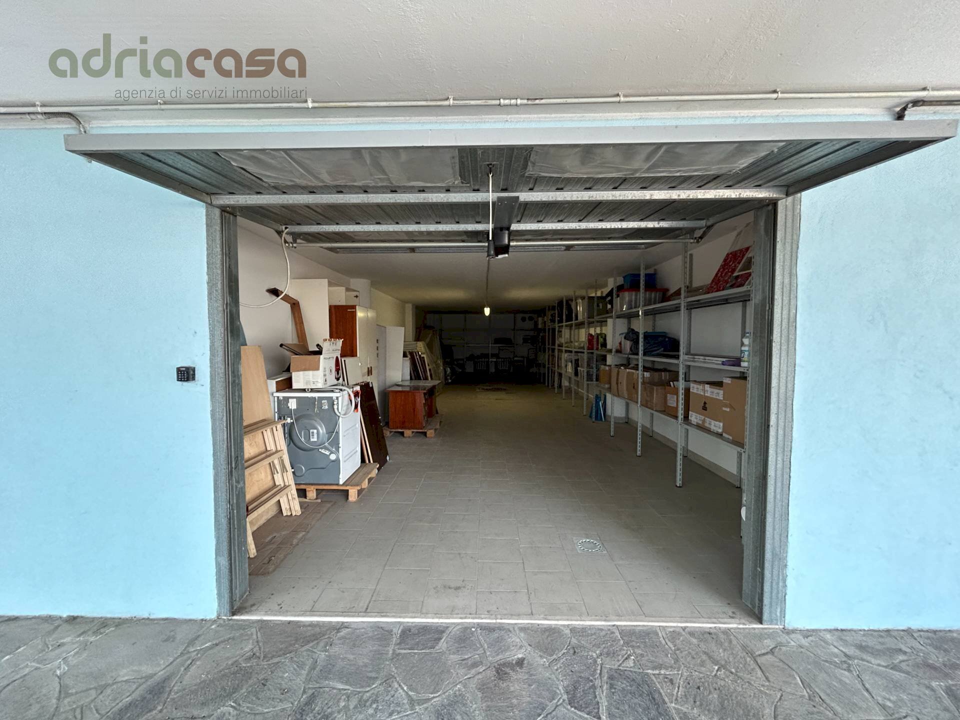 Foto 2 - Box Viale Emilia, Riccione - photo 2