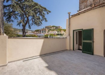 Foto 1 - Four-room apartment Via Roma, Santo Stefano al Mare - photo 1