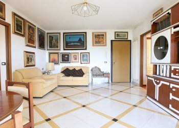 vendesi appartamento con terrazza luccaIMG_4463 - Apartment Via Vecchia Pesciatina Traversa IV 1501, Lucca - photo 4