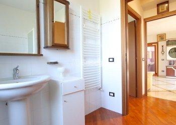vendesi appartamento con terrazza luccaIMG_4458 - Apartment Via Vecchia Pesciatina Traversa IV 1501, Lucca - photo 15