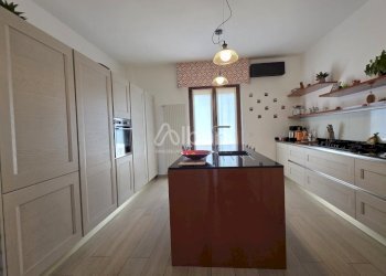 AR601_attico-con terrazza vista mare- pentalocale - Attic Arcola - photo 12