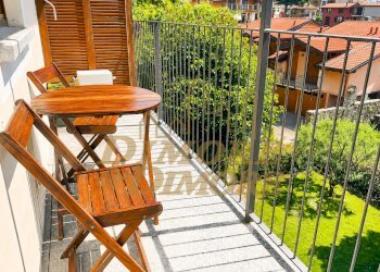 Balcone - Appartamento Via Privata Gabella 7, Maccagno con Pino e Veddasca - foto 5