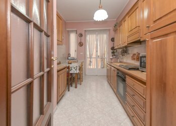 Peschiera 2 - Four-room apartment Corso Peschiera 349, Torino (neighborhood Pozzo Strada) - photo 9