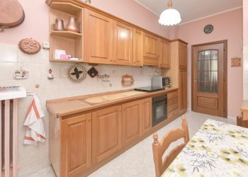 Peschiera 2-4 - Four-room apartment Corso Peschiera 349, Torino (neighborhood Pozzo Strada) - photo 12