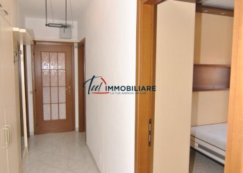 CORRIDOIO ZONA NOTTE - Apartment Via Jean Monnet 4, Livorno - photo 13