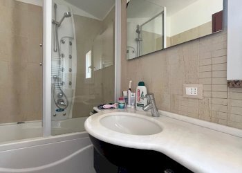Bagno - Villa Bifamiliare Via Sanguineto Case Sparse Civ., Chiavari - foto 35
