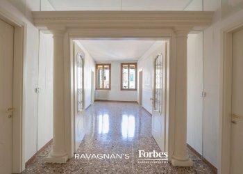 Attic Venezia (neighborhood San Polo) - photo 3