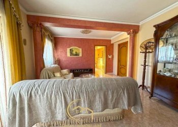 Casa indipendente Fiumefreddo di Sicilia - foto 2