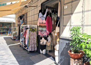 Shop Piazza Rocca, Loano - photo 8