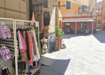 Shop Piazza Rocca, Loano - photo 9