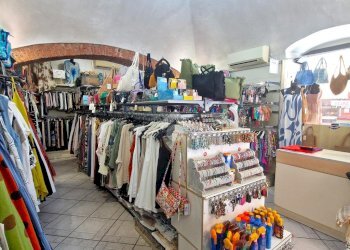 Shop Piazza Rocca, Loano - photo 12