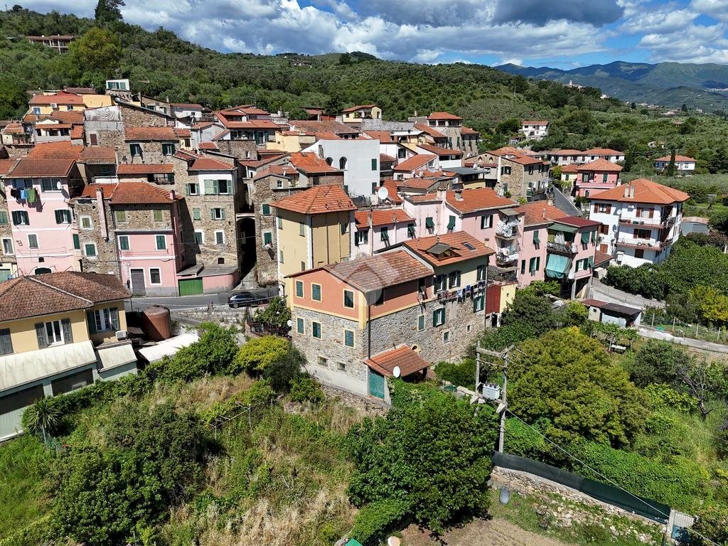 Three-room apartment Via Archi, Imperia - photo 2