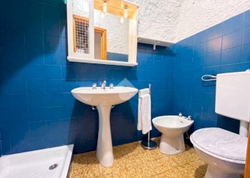 Three-room apartment Via Archi, Imperia - photo 12
