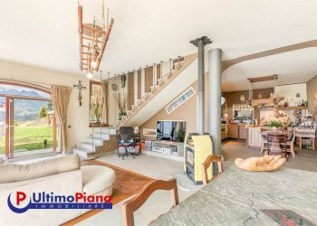 SOGGIORNO - Casa indipendente Via Ivery 4, 4, Pont-Saint-Martin - foto 10
