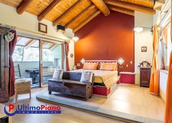 CAMERA DA LETTO - Casa indipendente Via Ivery 4, 4, Pont-Saint-Martin - foto 26