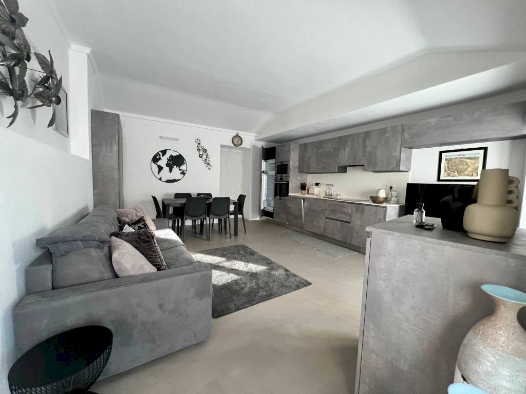 Three-room apartment Alba - photo 2