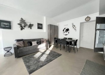Three-room apartment Alba - photo 4