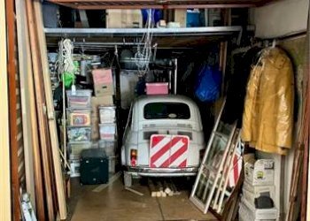 Posto Auto Genova (zona San Desiderio) - foto 1