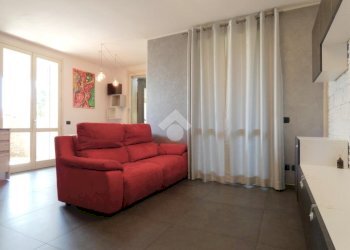 Two-room apartment Via G. Marconi, Cadelbosco di Sopra - photo 1
