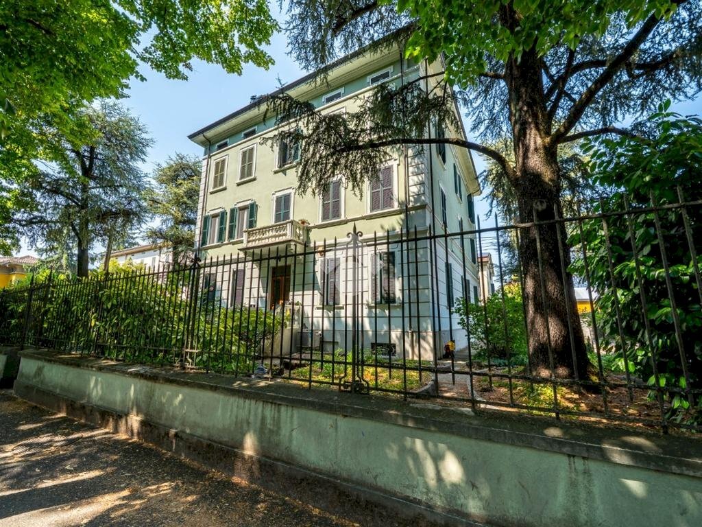 Three-room apartment Viale dei Mille, Parma (neighborhood Pablo) - photo 2