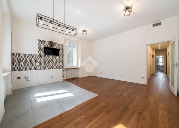 Three-room apartment Viale dei Mille, Parma (neighborhood Pablo) - photo 9