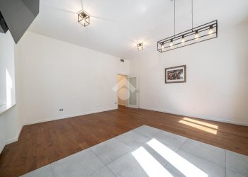 Three-room apartment Viale dei Mille, Parma (neighborhood Pablo) - photo 10
